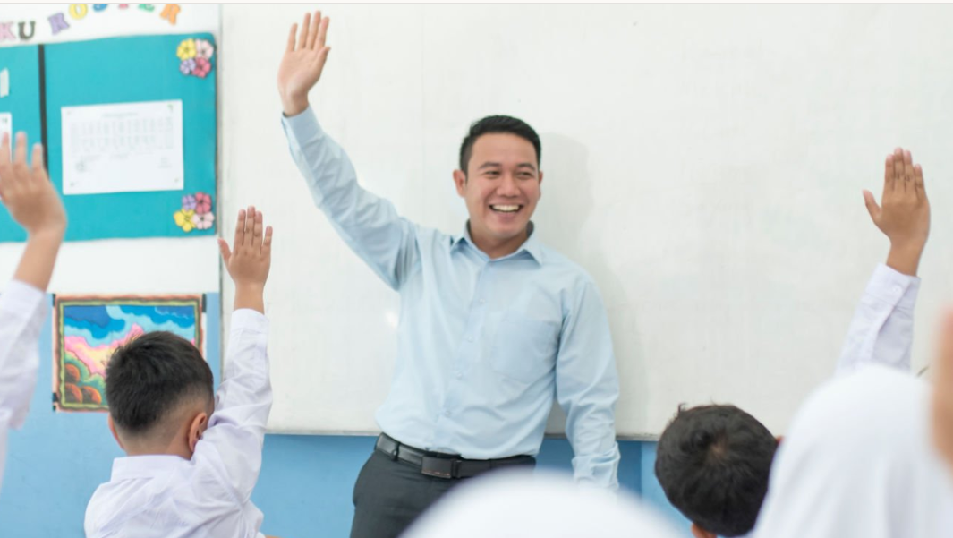 Belum Lolos ASN, Guru Non-ASN Tetap Bisa Mengajar dan Punya Peluang Seleksi 2027